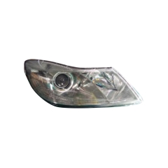 HEADLAMP COMPATIBLE WITH 2009- SKODA OCTAVIA, RH